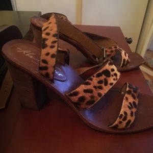 Kenneth Cole Leopard Print Sandals